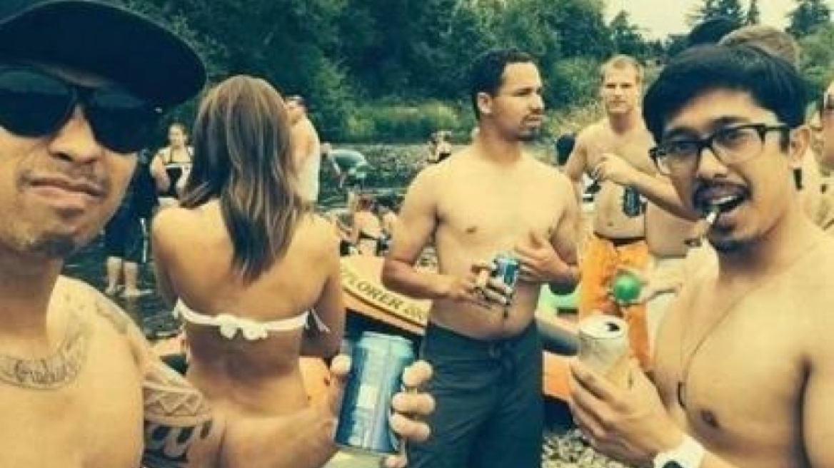 Η κοπέλα με το μπικίνι έγινε viral για τον λάθος λόγο