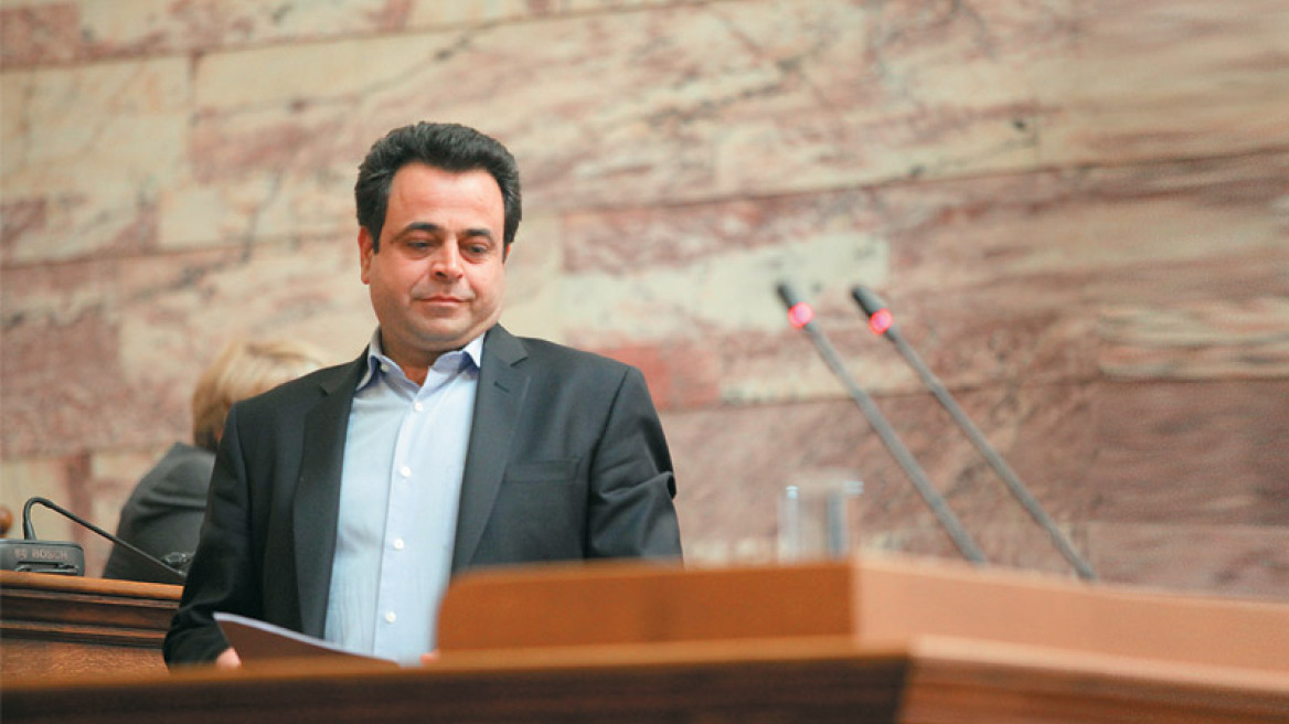 Βουλευτής  με 7.128 € τον μήνα στον νόμο Κατσέλη