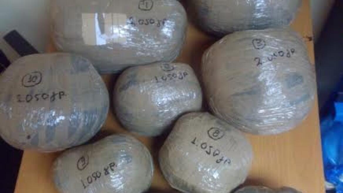 «Στοπ» σε φορτίο με πάνω από 14 κιλά χασίς στην Κόνιτσα