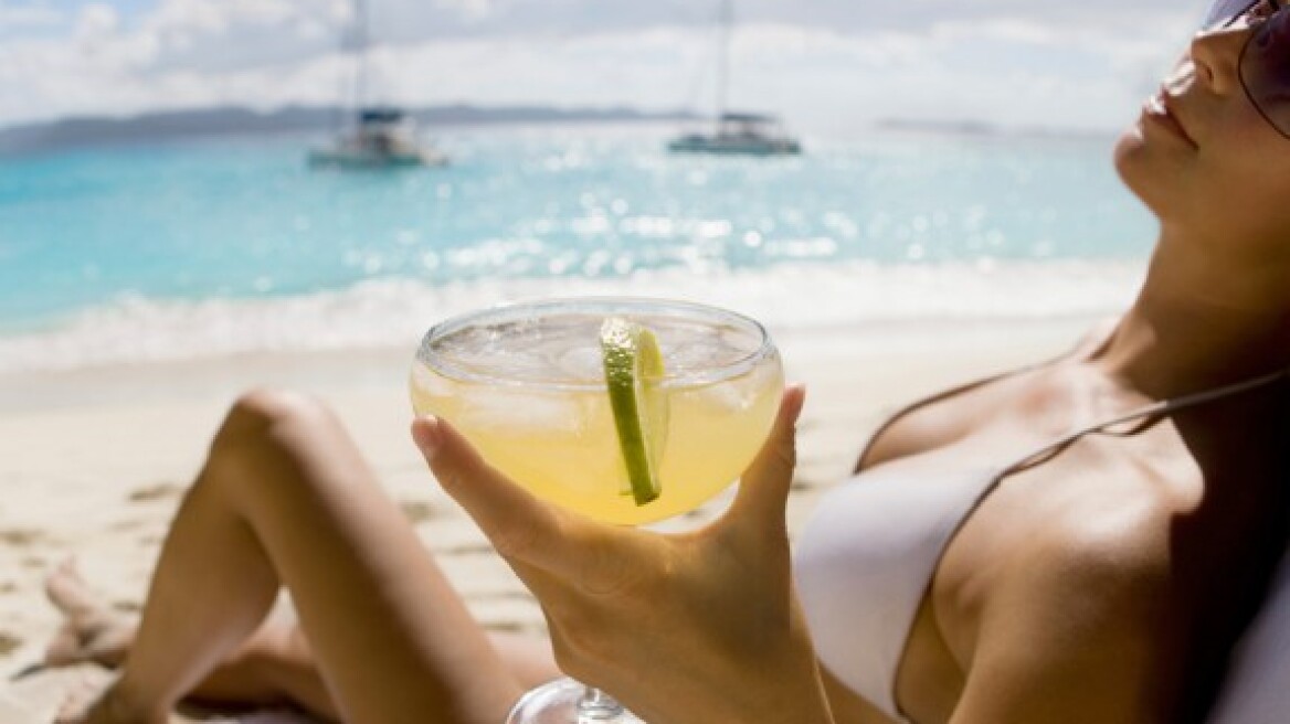 5 πολύ καλοκαιρινά cocktails με τσίπουρο!