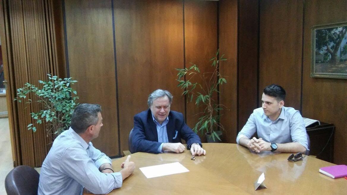 Υπόμνημα με τα αιτήματά τους κατέθεσαν οι στρατιωτικοί στον Κατρούγκαλο