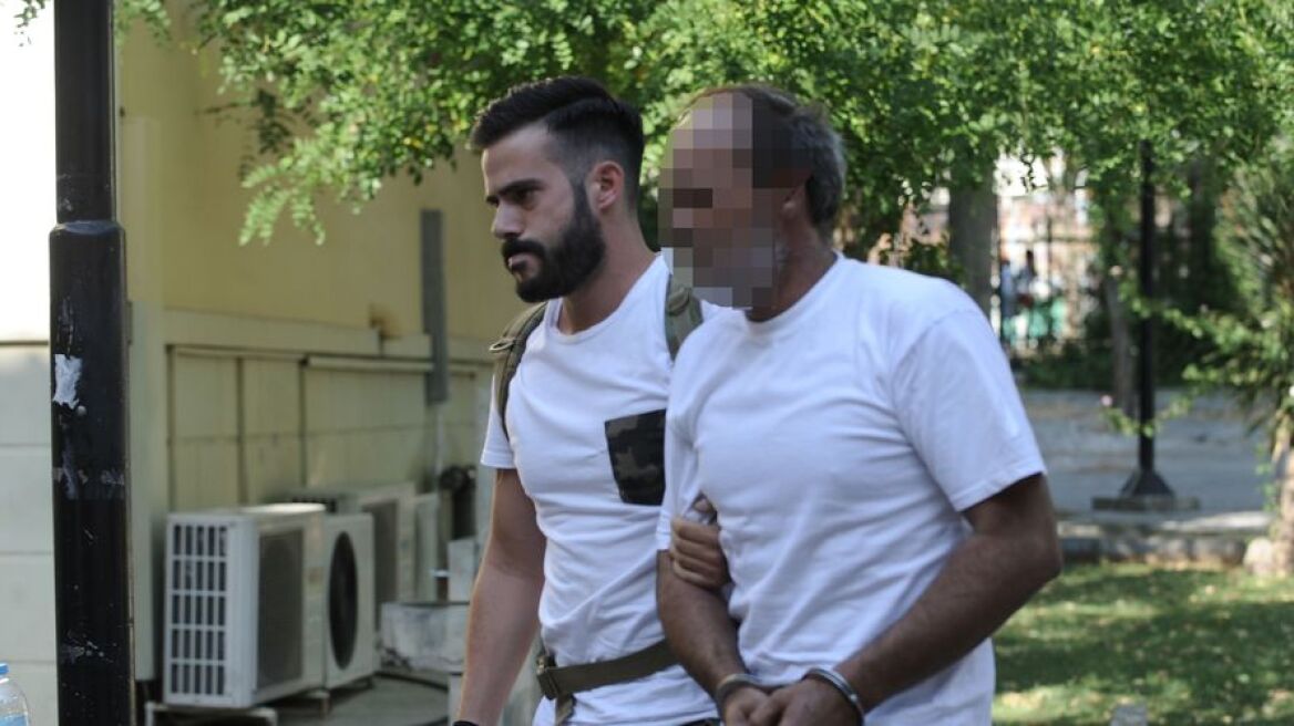 Τραγωδία στο Κορωπί:  Στον ανακριτή ο 41χρονος