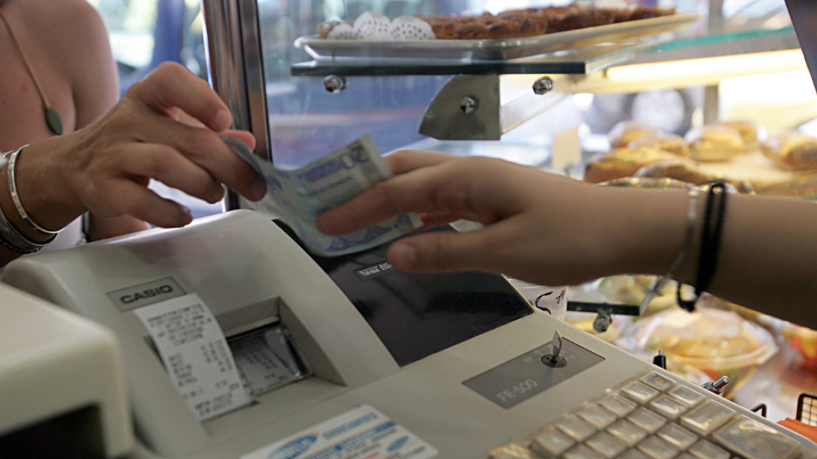 Νέα πρόστιμα για ανασφάλιστους εργαζομένους και μη έκδοση αποδείξεων