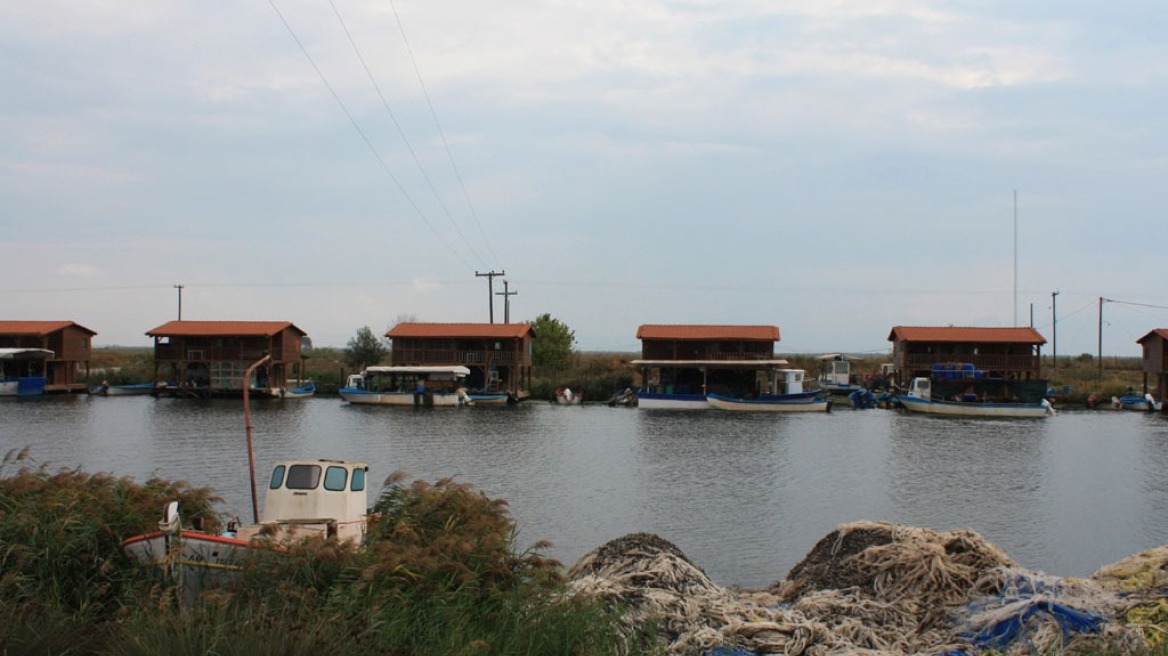 «Παγώνουν» οι οικοδομικές άδειες στο Δέλτα Αξιού 