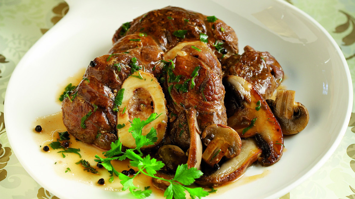 Οσομπούκο με μαϊντανό και μανιτάρια