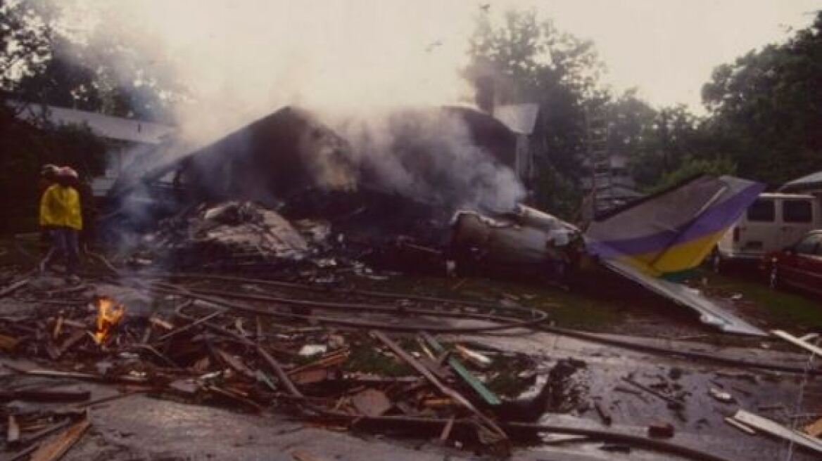 Τραγωδία στις ΗΠΑ: Πτώση αεροσκάφους με έξι νεκρούς