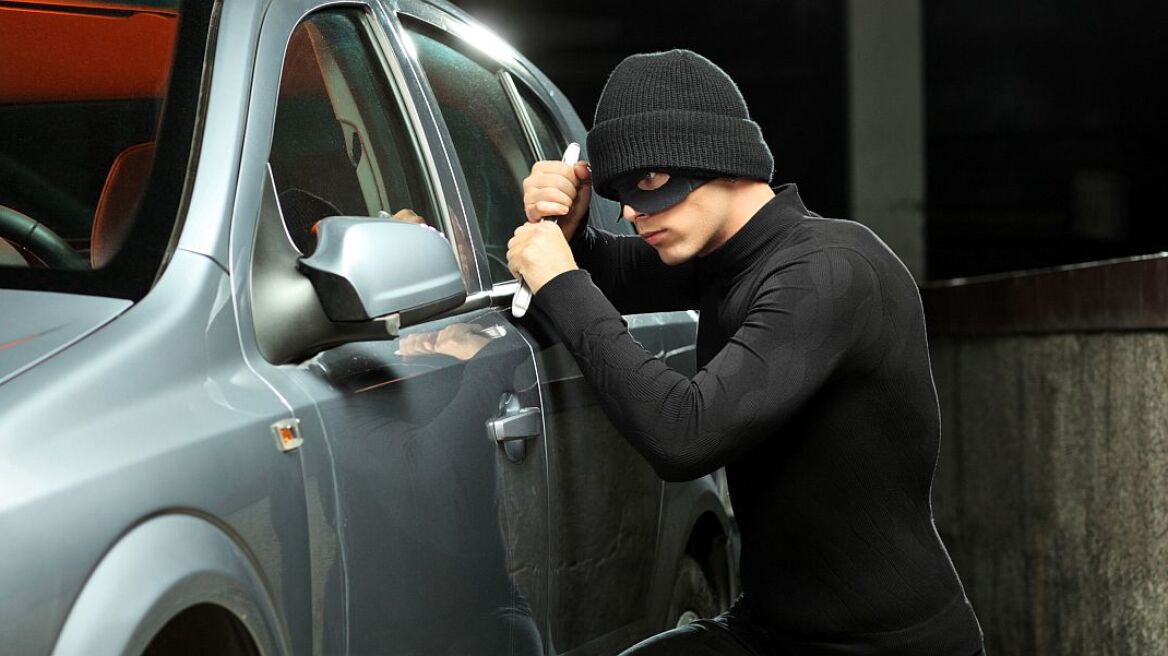 ΣΟΚ: Εκλεψαν εύκολα 24 διαφορετικά σύγχρονα αυτοκίνητα