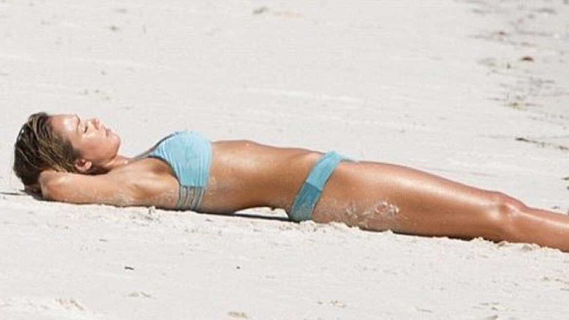 The flawless body of Jessica Alba (photos+video)