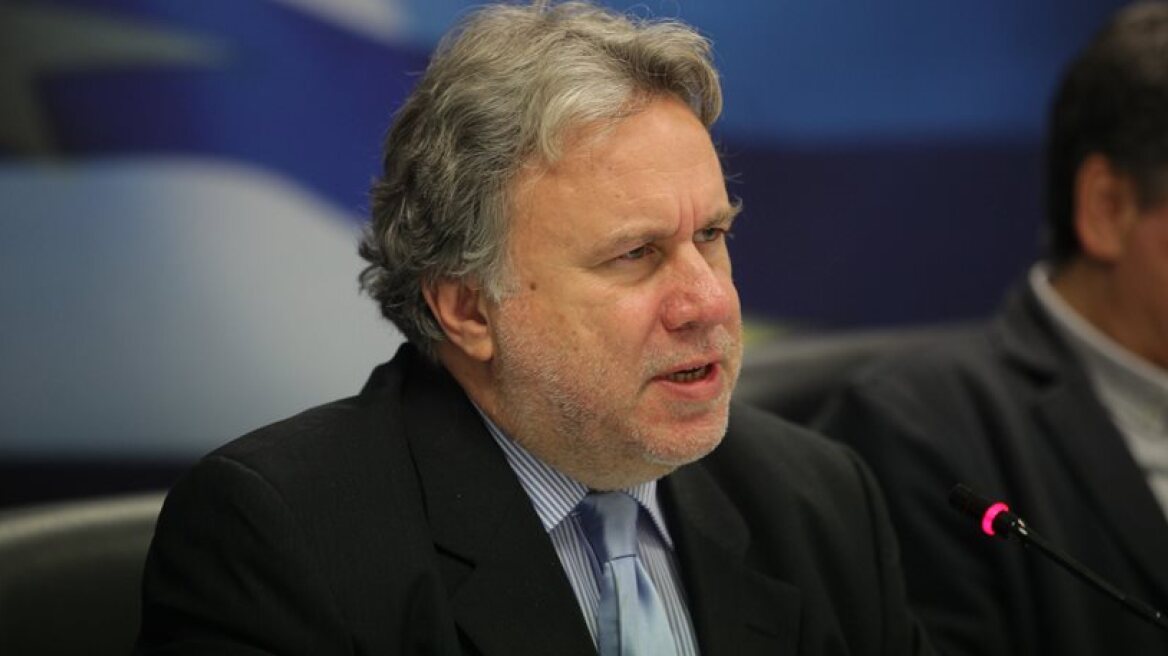 Labour Minister Katrougalos admits austerity measurers in 3rd memorandum signed by SYRZA-ANEL