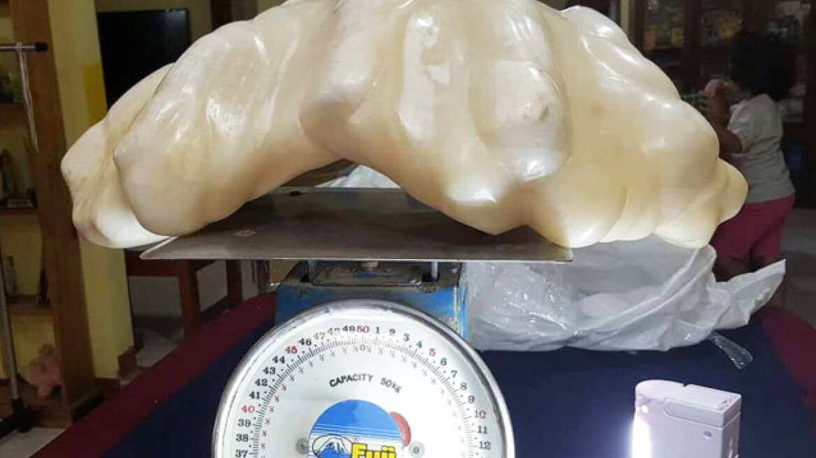 Man had 100 million dollar pearl under his bed for 10 years!