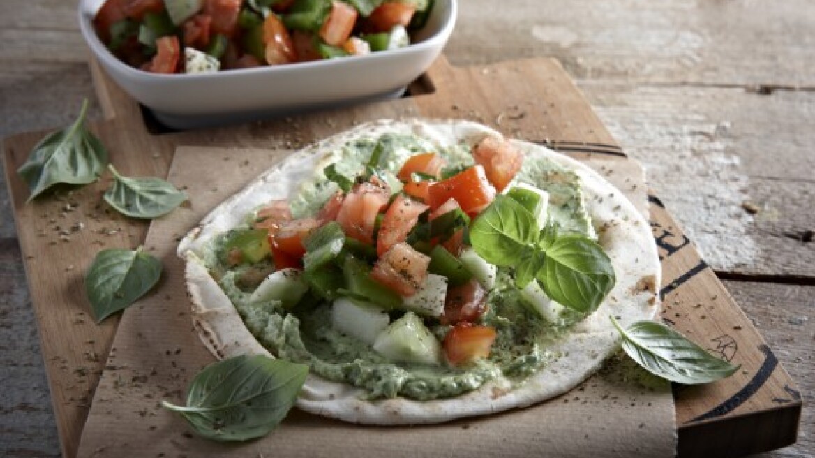 Crispy pittas served with a dip made of feta cheese and ouzo