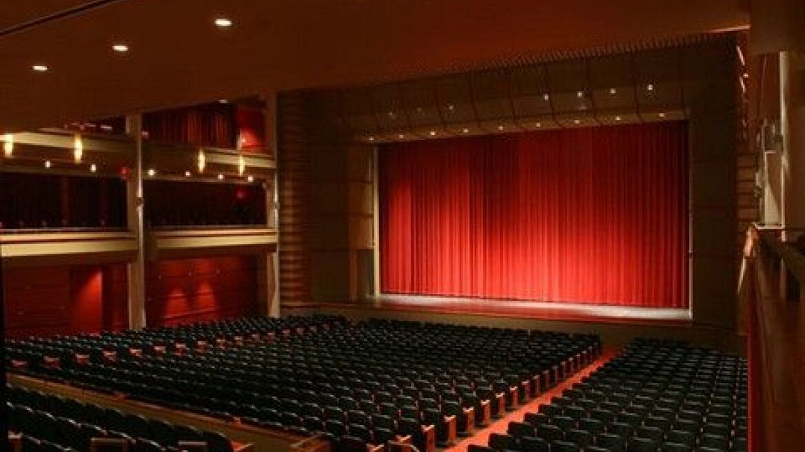 Τι θα δούμε τη νέα θεατρική σεζόν;