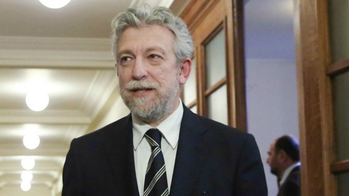 Ο Σταύρος Κοντονής ανέβαλλε και τους αγώνες Κυπέλλου