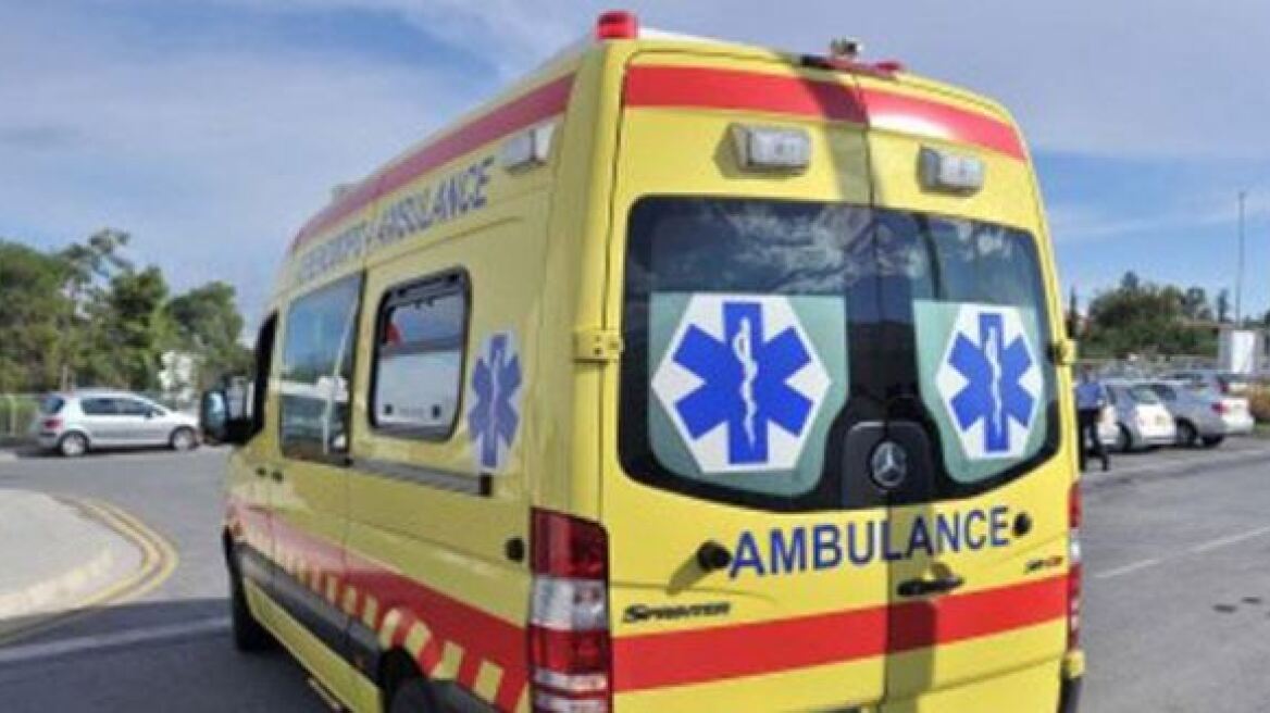 Χαμός στη Λεμεσό: Άγνωστος έκλεψε ασθενοφόρο, το τράκαρε και μετά εξαφανίστηκε