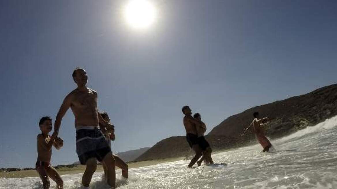 Ανεβαίνει και πάλι η θερμοκρασία - Παραμένουν οι άνεμοι 