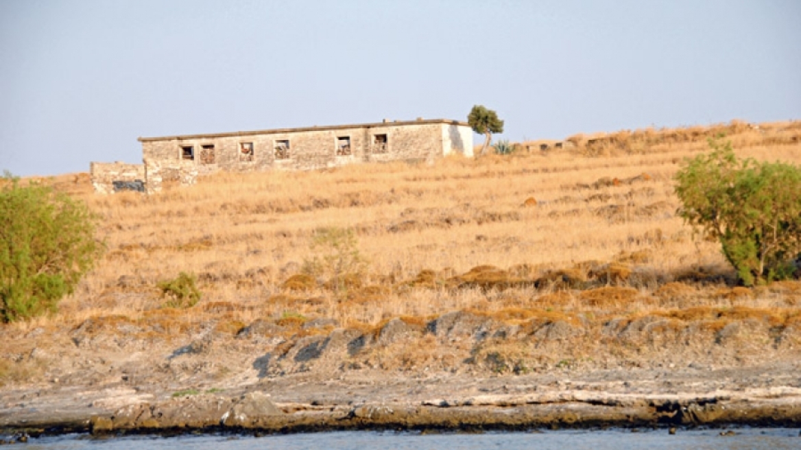 Αντάρτικο στον ΣΥΡΙΖΑ για τις «στρατιωτικές» αποκρατικοποιήσεις