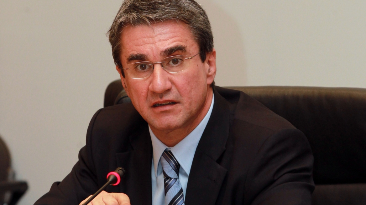 Λοβέρδος: Όλα είναι στον αέρα στον διαγωνισμό για τις τηλεοπτικές άδειες