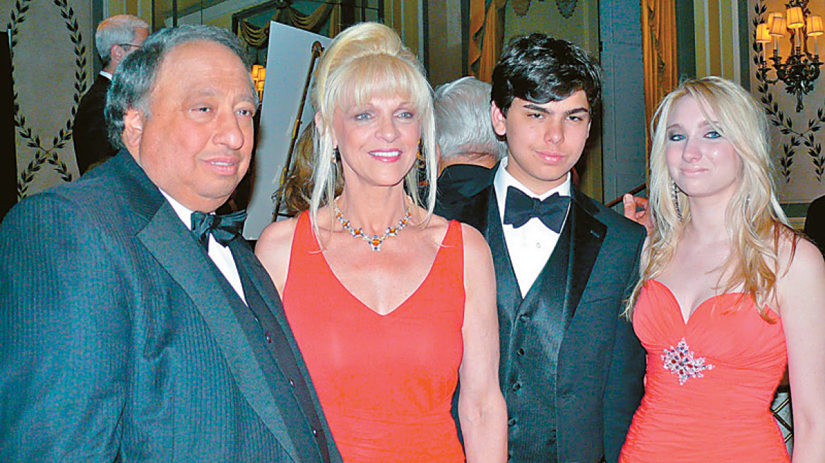 Τζον Κατσιματίδης: «Θέλω να επενδύσω  στην Ελλάδα και  δεν με αφήνουν...»