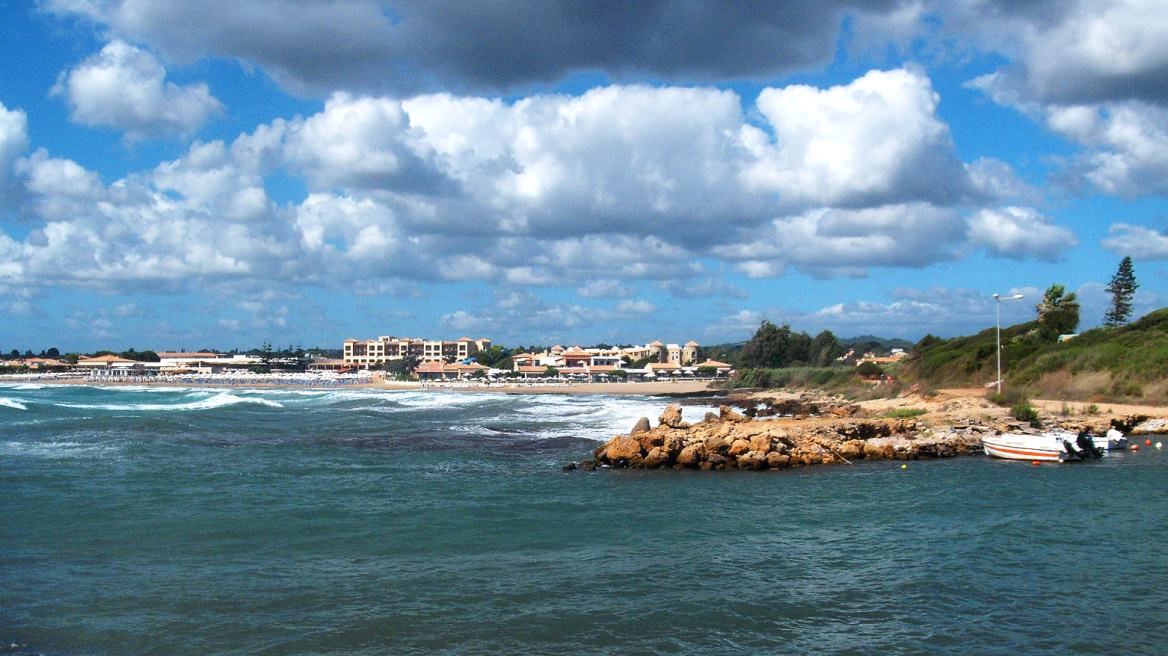Υψηλές θερμοκρασίες αλλά και νεφώσεις στα ηπειρωτικά