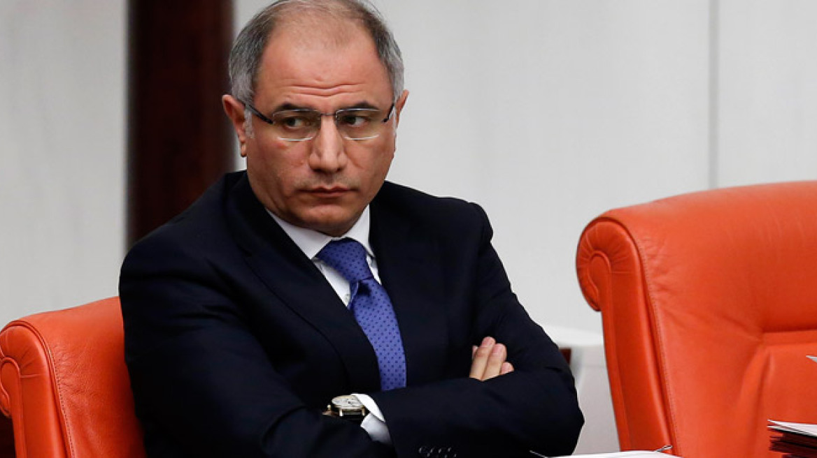 Τουρκία: Παραιτήθηκε ο υπουργός Εσωτερικών