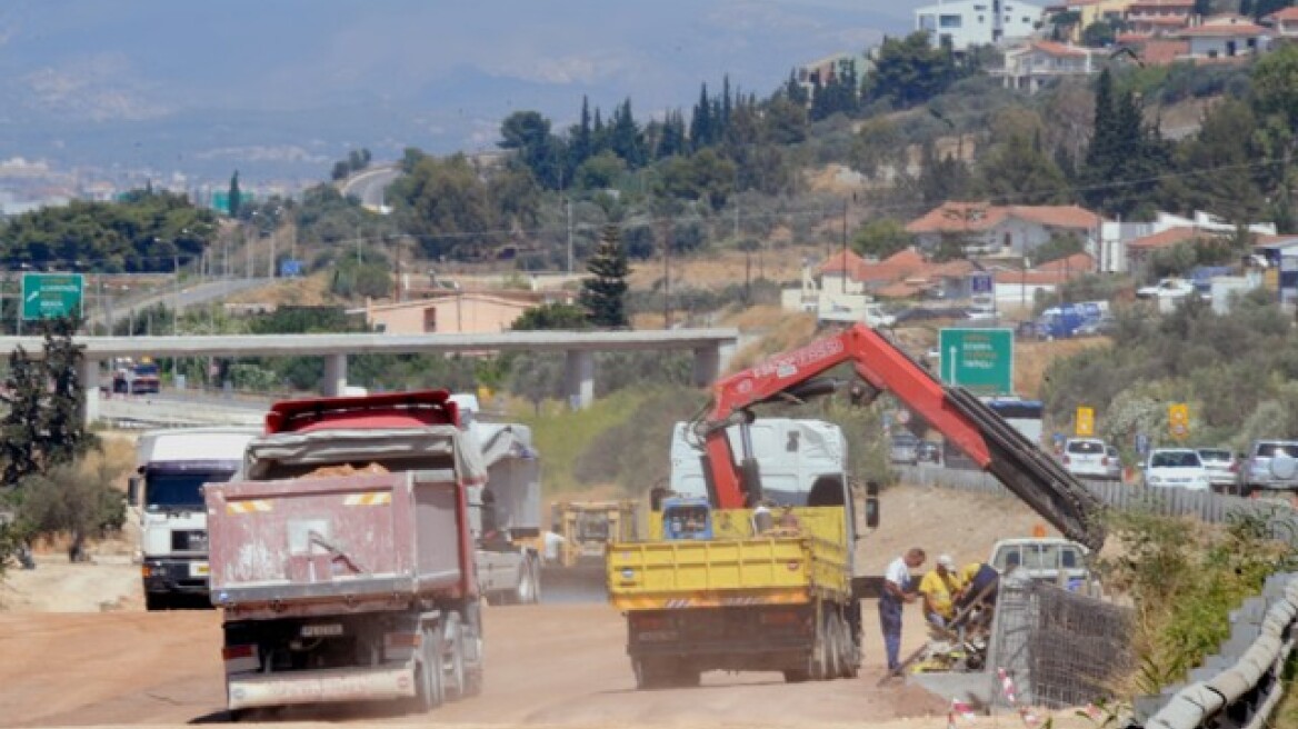 Πρωθυπουργική φιέστα στα έργα της Ολυμπίας οδού 