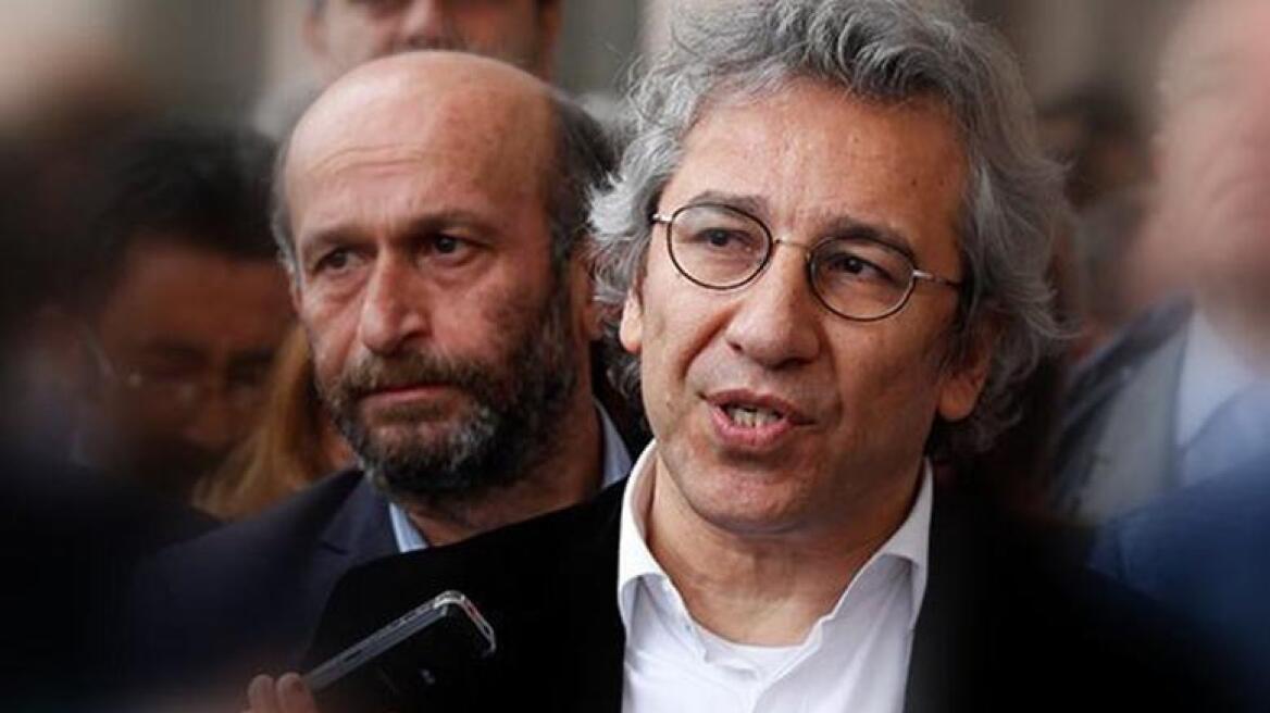 Οι τουρκικές αρχές «μπλόκαραν» στο αεροδρόμιο τη σύζυγό του πρώην αρχισυντάκτη της Cumhurieyet