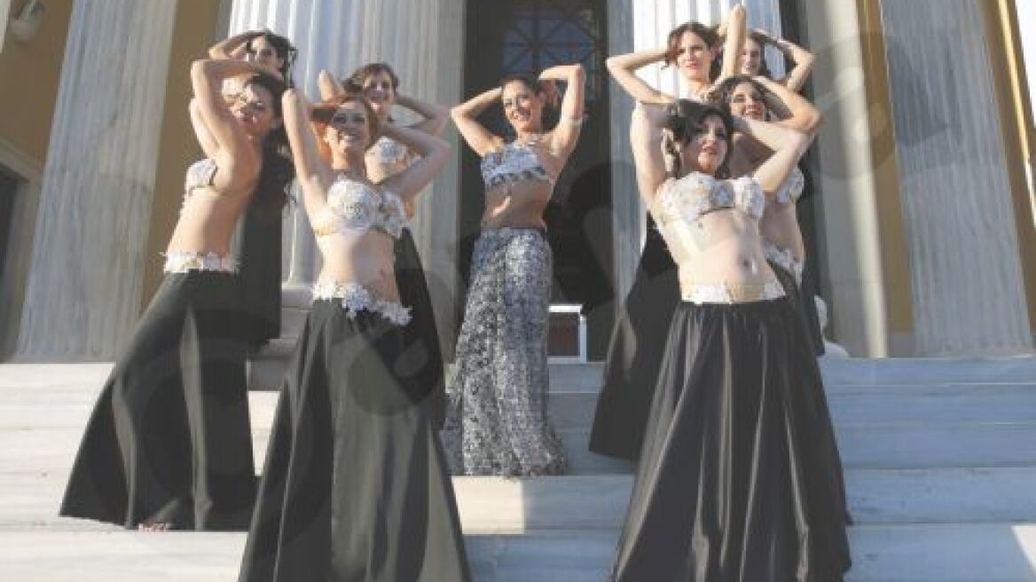 Φωτογραφίες: Παραδοσιακές χορεύτριες από την Αίγυπτο στο Ζάππειο