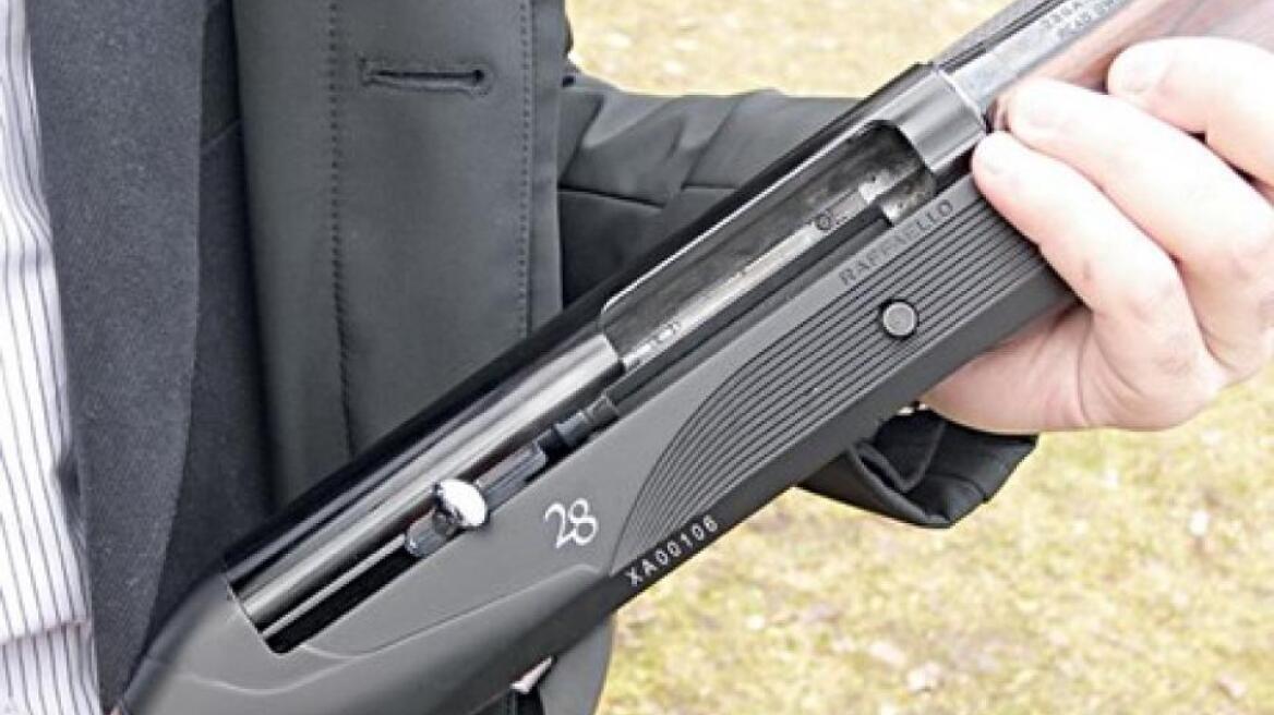 Άρτα: Γιόρταζε με μπαλωθιές μέρα- μεσημέρι