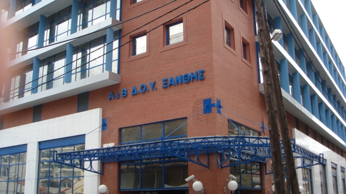 Πάνω από το στόχο τα έσοδα από ΦΠΑ τον Ιούλιο