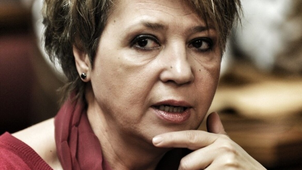 Γεροβασίλη: Ο Μητσοτάκης προσπαθεί να υπονομεύσει τη διαπραγμάτευση
