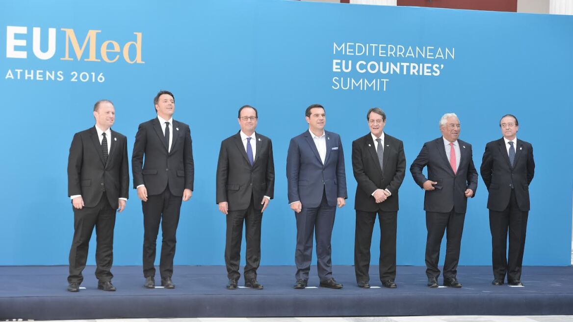 Ολάντ: Το μέλλον της Ευρώπης διακυβεύεται στη Μεσόγειο