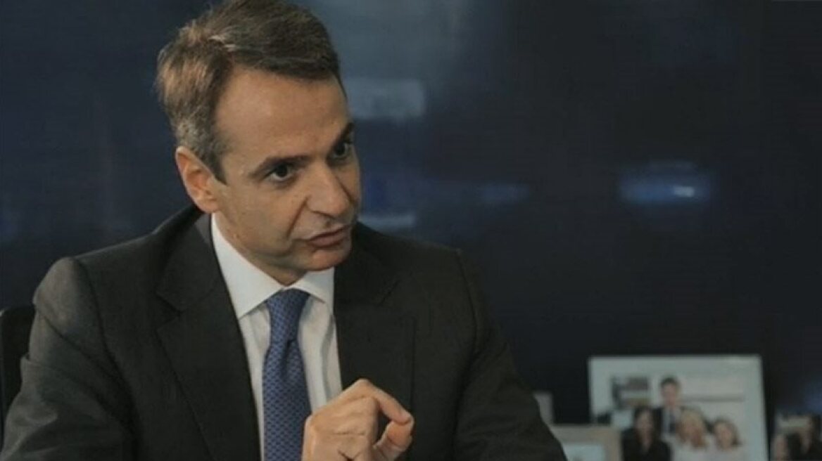 Mitsotakis promises 30% cut in ENFIA