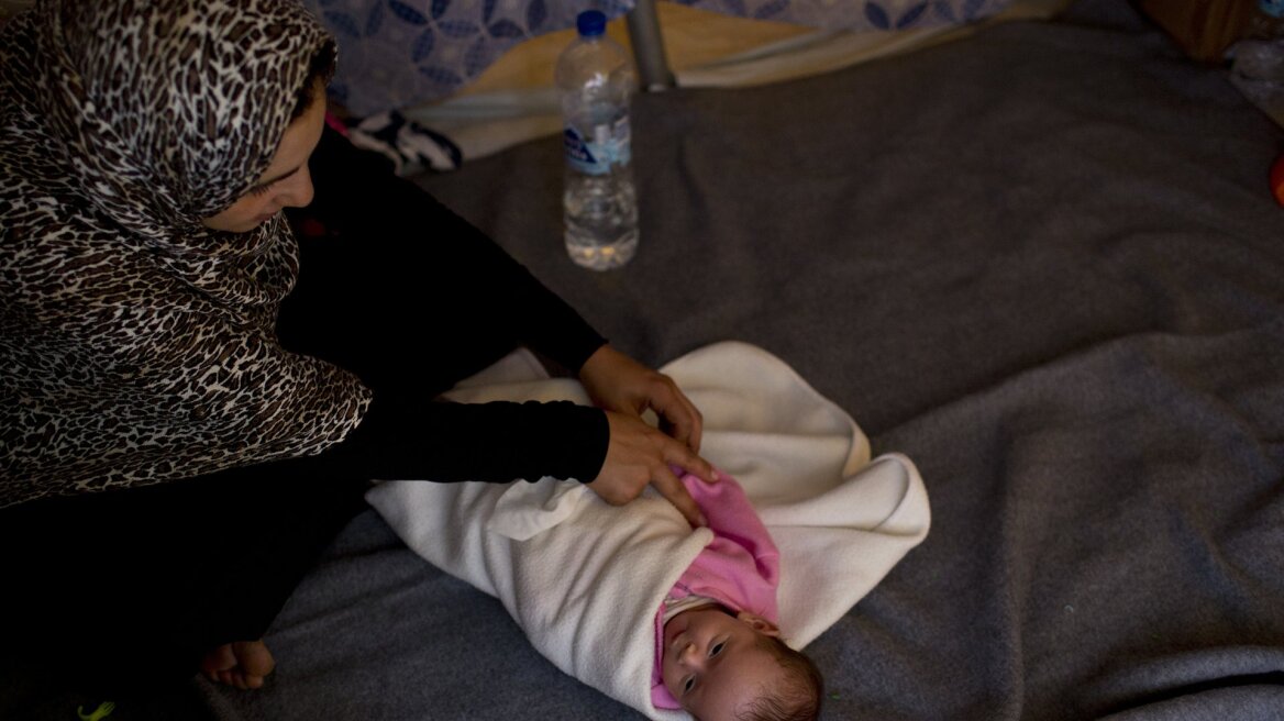 Humans Rights Watch: Σοκαριστικές οι συνθήκες για τα παιδιά πρόσφυγες στην Ελλάδα