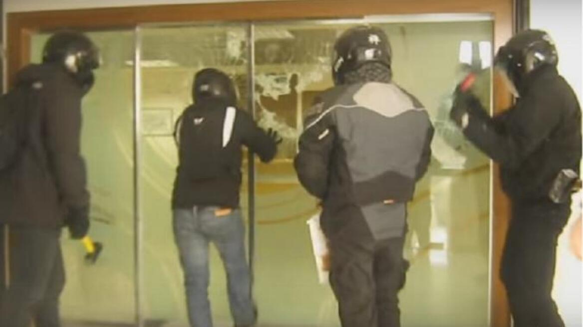 «Ρουβίκωνας»: Σε μία από τις επόμενες δράσεις μας θα… ρωτήσουμε κάτι τον πρωθυπουργό