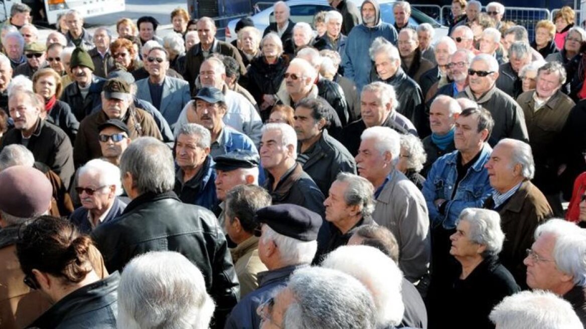 Στον «αέρα» το ελάχιστο εγγυημένο εισόδημα: Στο στόχαστρο τα επιδόματα
