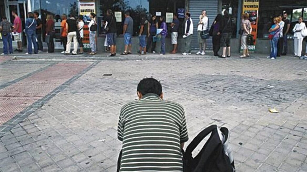 7 in 10 Greeks long-term unemployed