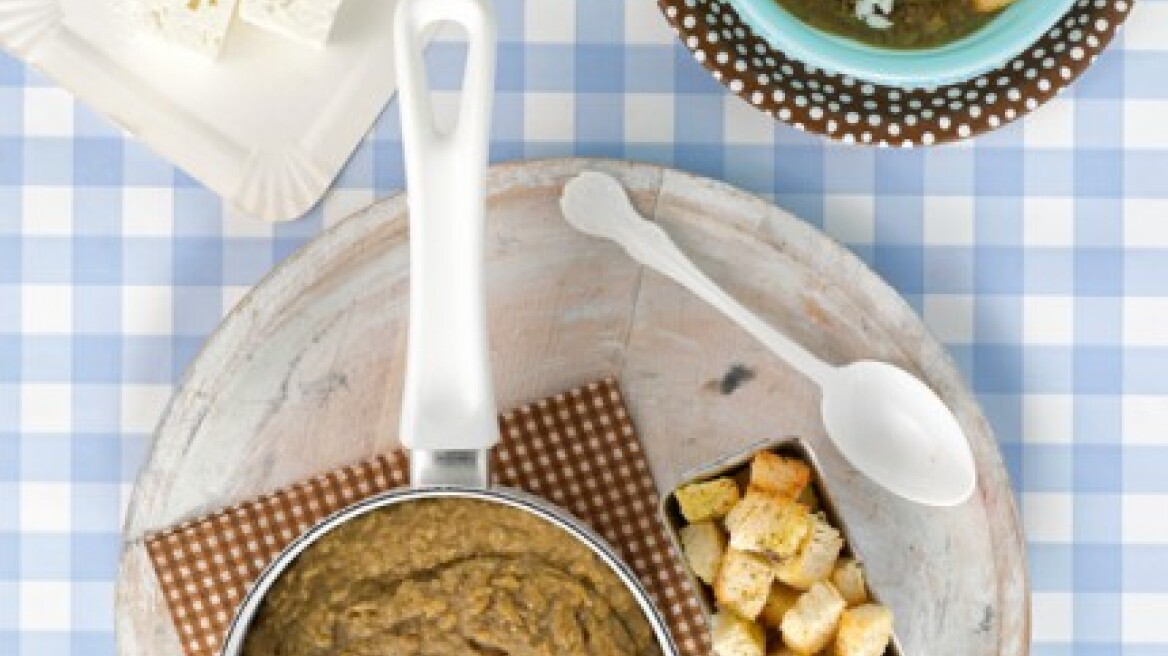 Φακές κρέμα με κρουτόν και φέτα