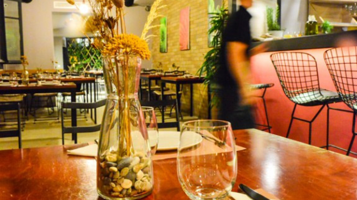 Ανθός: Πήγαμε στο νέο στέκι του Γιώργου Γεράρδου στα βόρεια