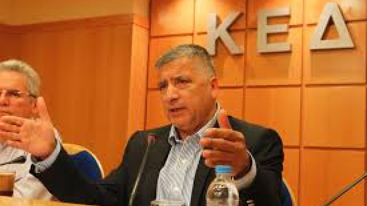 ΚΕΔΕ: Η κυβέρνηση θέλει να υποκαταστήσει τους δημάρχους με διορισμένους γραμματείς