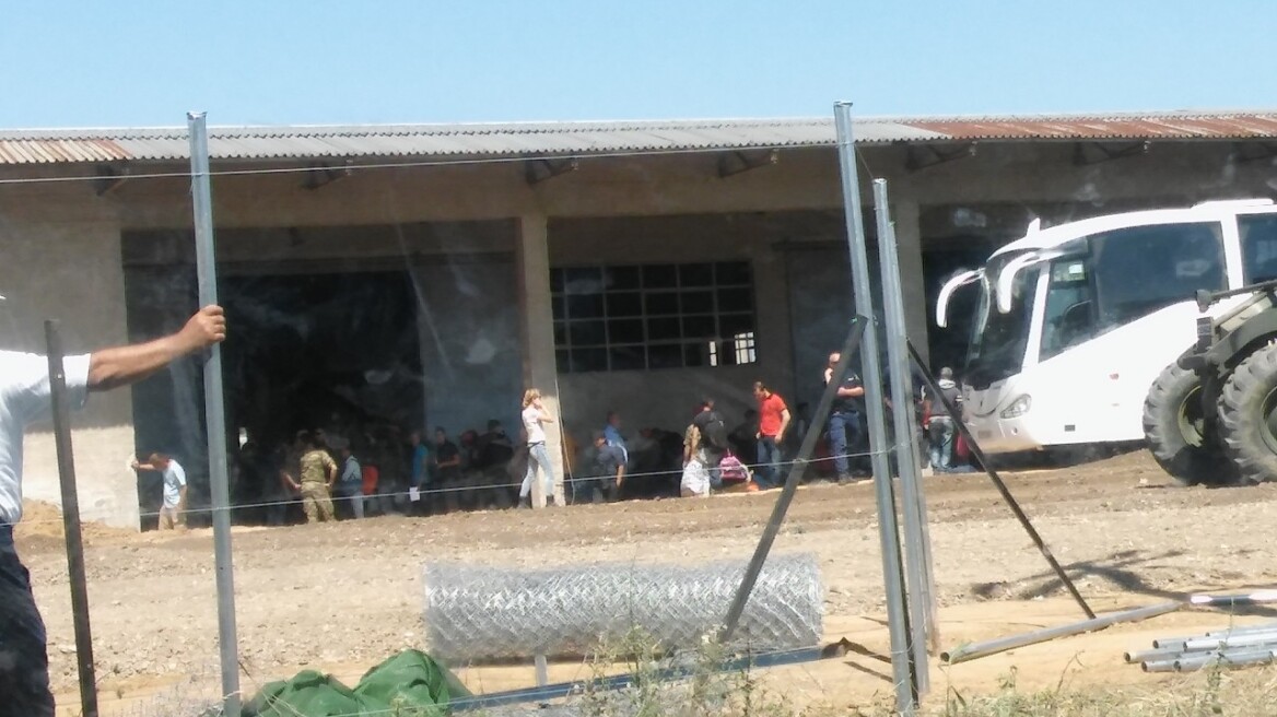 Θεσσαλονίκη: Συνελήφθησαν 24 Σύροι για εμπόριο ναρκωτικών στον καταυλισμό της Softex