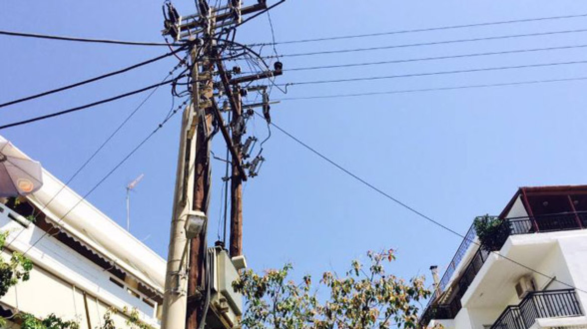 Πάτρα: 41χρονος έκλεβε ηλεκτρικό ρεύμα και... όπλα!