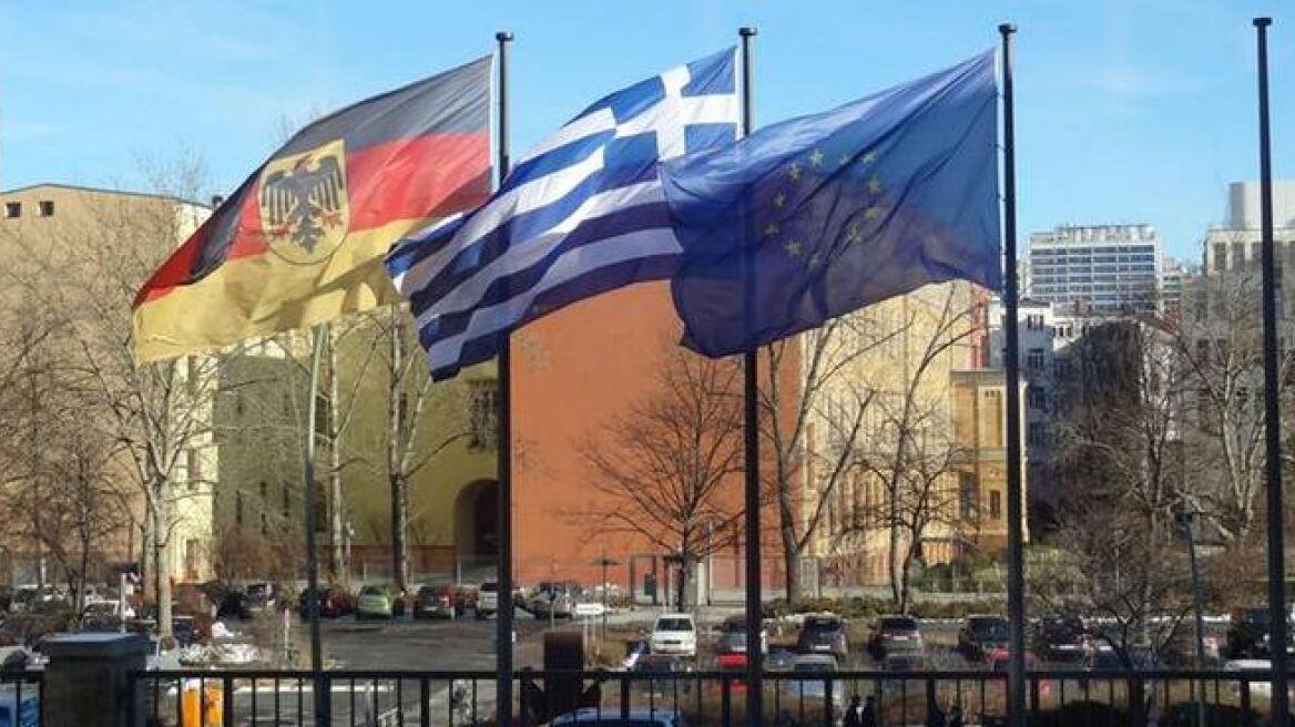 «Πόρτα» από Βερολίνο στην Αθήνα: Συζήτηση για το χρέος μετά το 2018