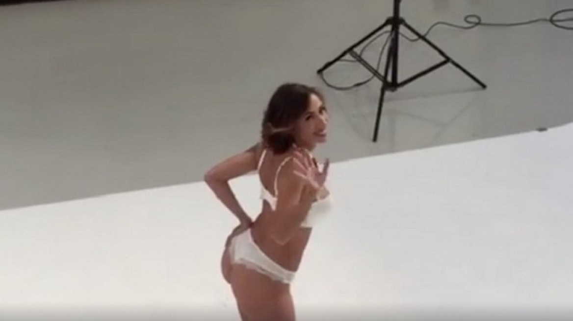 Video: Italian politician turns into a pornstar