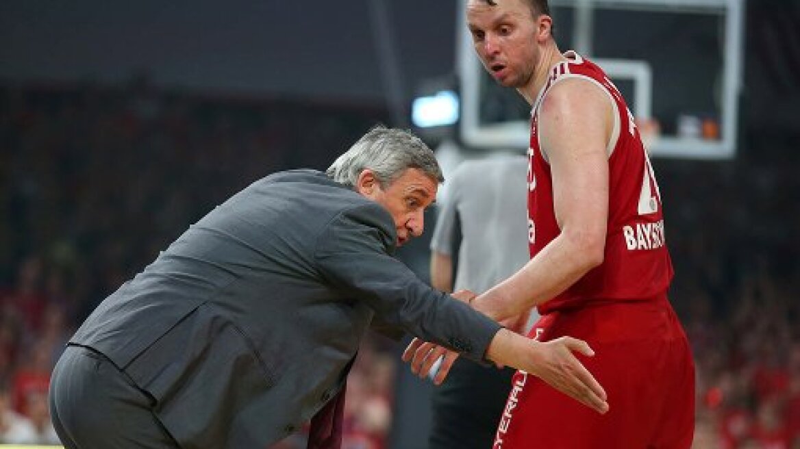 Σαβάνοβιτς: Ο θάνατος του πατέρα του και ο… χειρότερος προπονητής Πέσιτς