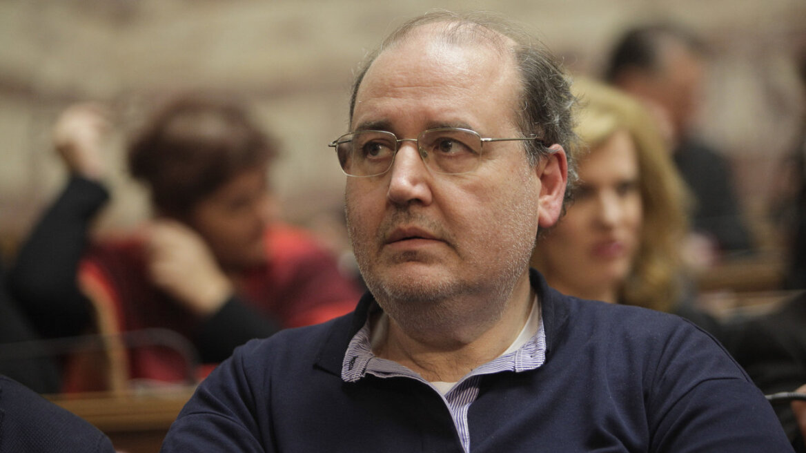Φίλης: Σέβομαι τον Ιερώνυμο, να μην γυρίσουμε σε εποχές Χριστόδουλου