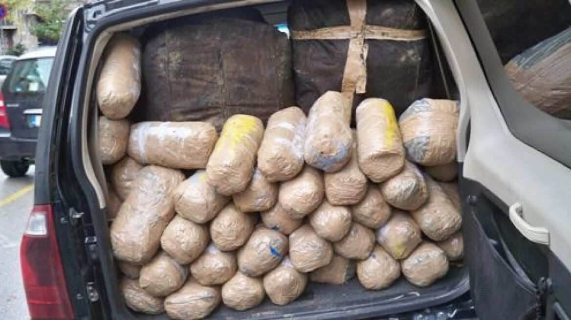 Ιωάννινα: Μπλόκο το πρωί στη μεταφορά 250 κιλών χασίς