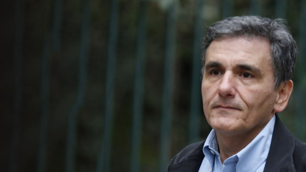 Όμηροι των φόρων: Θα πληρώσουμε επιπλέον 4,​5 δισ. ευρώ το 2017!