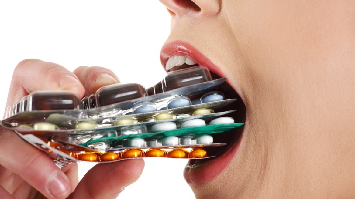 Ένας στους δύο Έλληνες παίρνει αντιβιοτικά χωρίς λόγο 