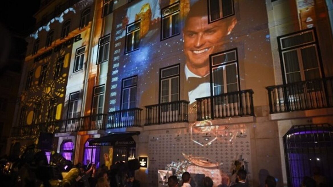 Cristiano Ronaldo opens second hotel (photos)