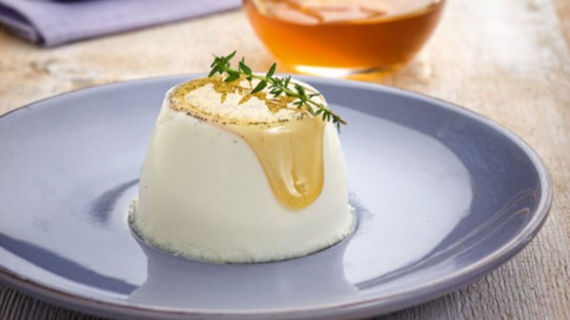 Anthotiro and honey panna cotta